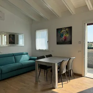  Apartment Appartamenti Cavallino-Treporti